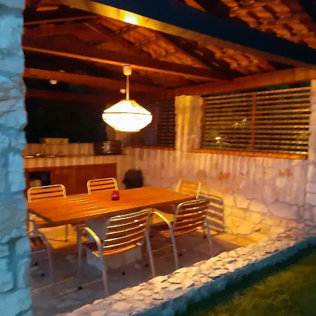 Beach Apartment More Seget Vranjica