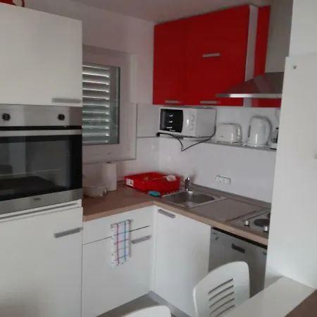 Appartement Beach Apartment More