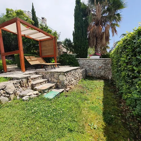 Beach Apartment More Seget Vranjica