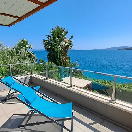 Beach Apartment More * Seget Vranjica