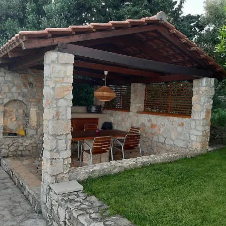 Beach Apartment More *