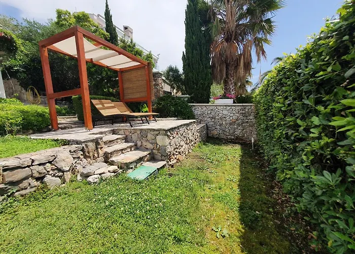 Beach Apartment More Seget Vranjica