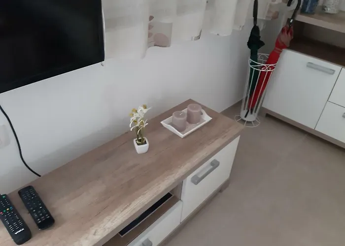 Beach Apartment More Seget Vranjica